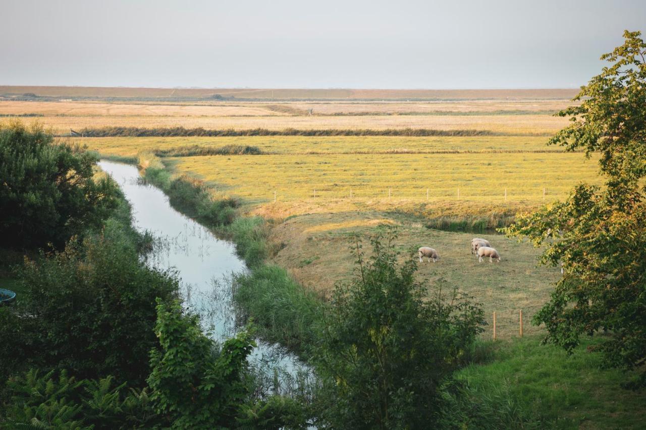Kirchspielkrug Landhotel & Restaurant Westerhever Exteriör bild